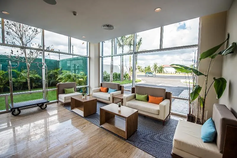 Hampton Inn Santo Domingo Airport La Caleta